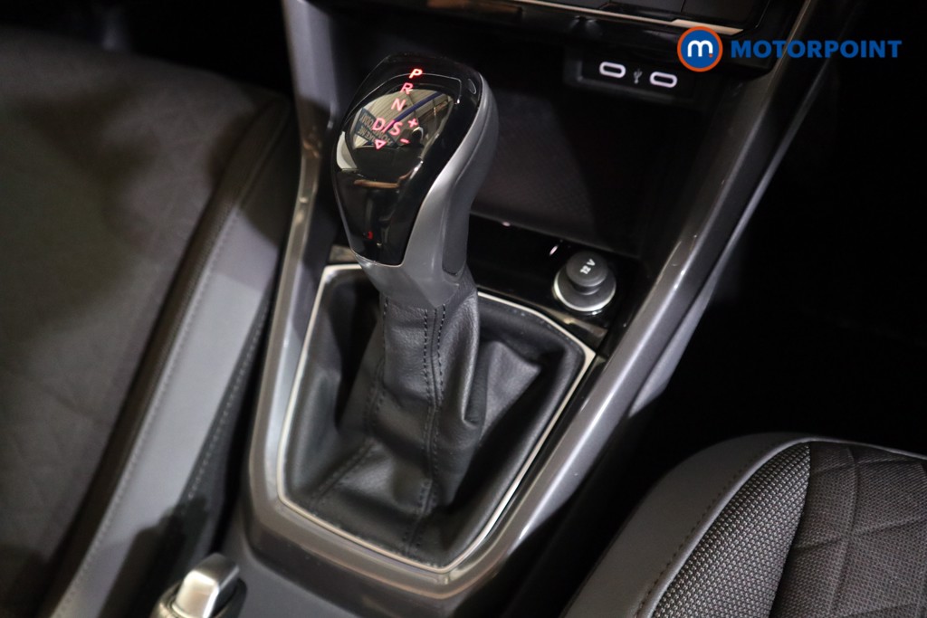 Used Volkswagen T-Cross 2021 for sale - 76554620: Photo 16