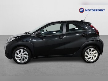 Used Toyota Aygo X 2023 for sale - 75383300: Photo