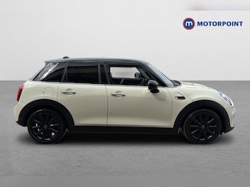 Used MINI Hatch 2018 for sale - 78801932: Photo