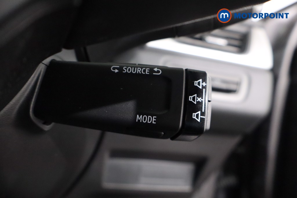 Used Renault Captur 2021 for sale - 76491756: Photo 27