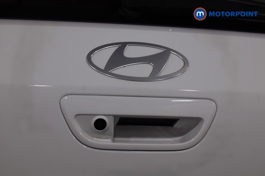 Used Hyundai i10 2024 for sale - 76949399: Photo 45