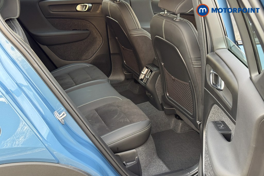 Used Volvo XC40 2024 for sale - 76628359: Photo 28