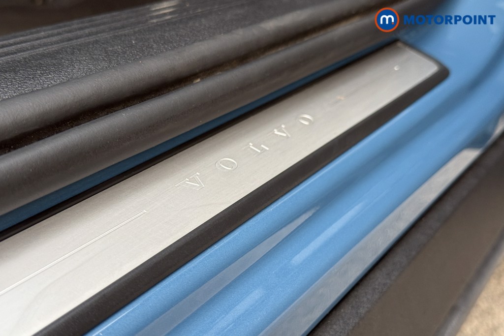 Used Volvo XC40 2024 for sale - 76628359: Photo 34