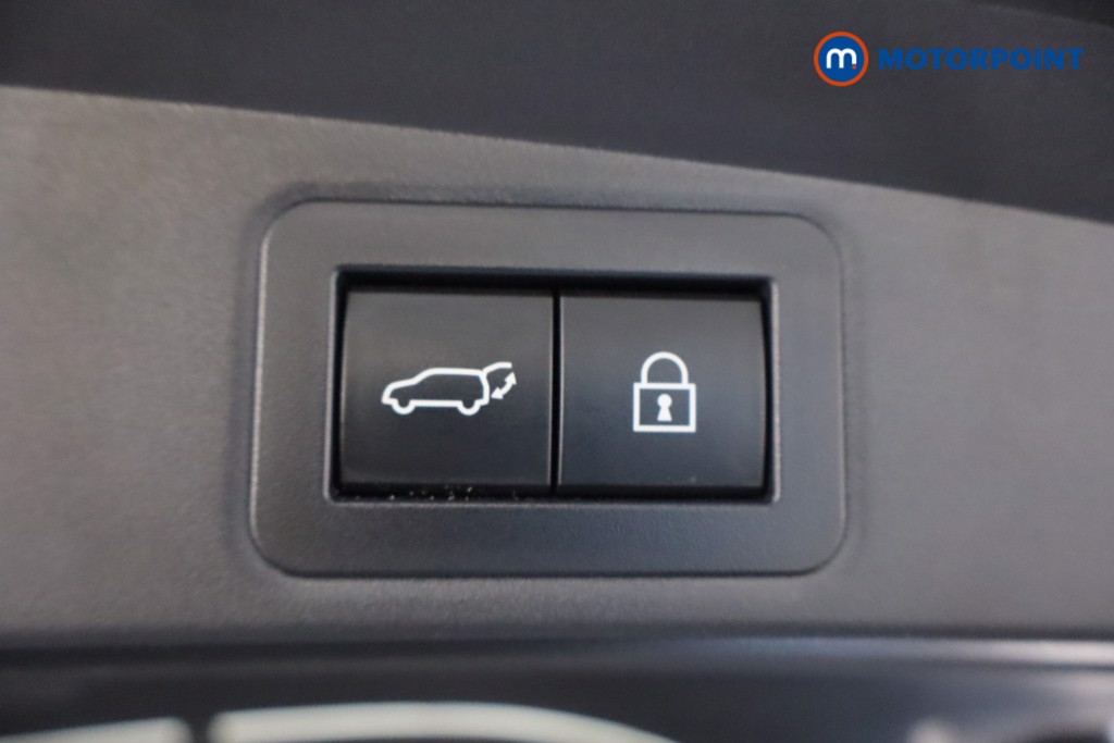 Used Toyota Corolla 2020 for sale - 76774385: Photo 47