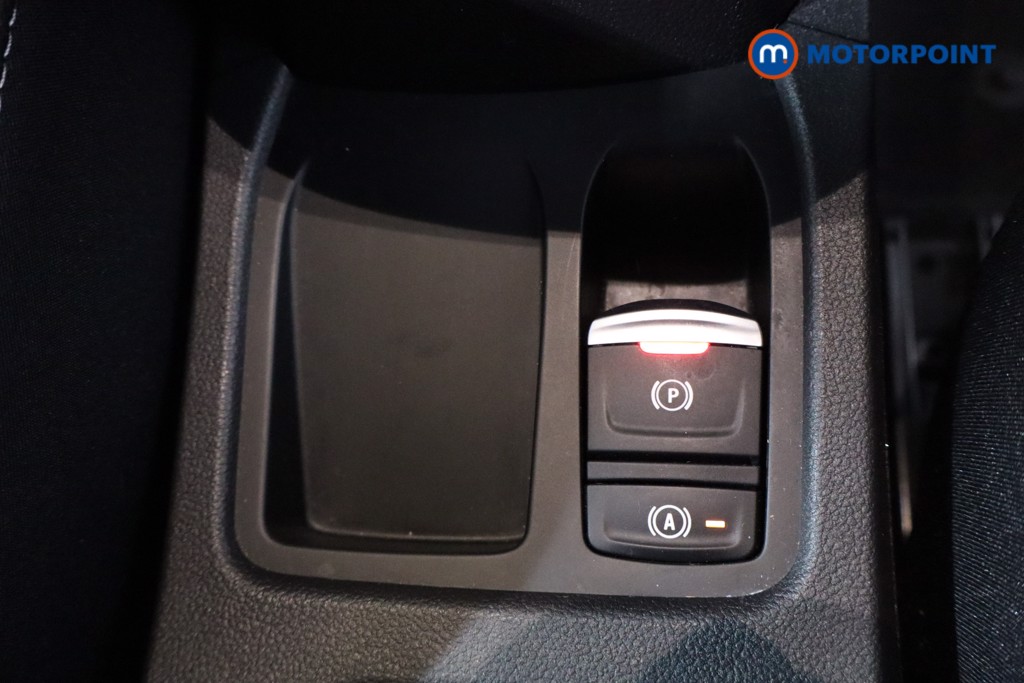 Used Renault Clio 2024 for sale - 76946187: Photo 29