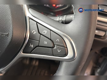 Used Renault Captur 2023 for sale - 79220252: Photo