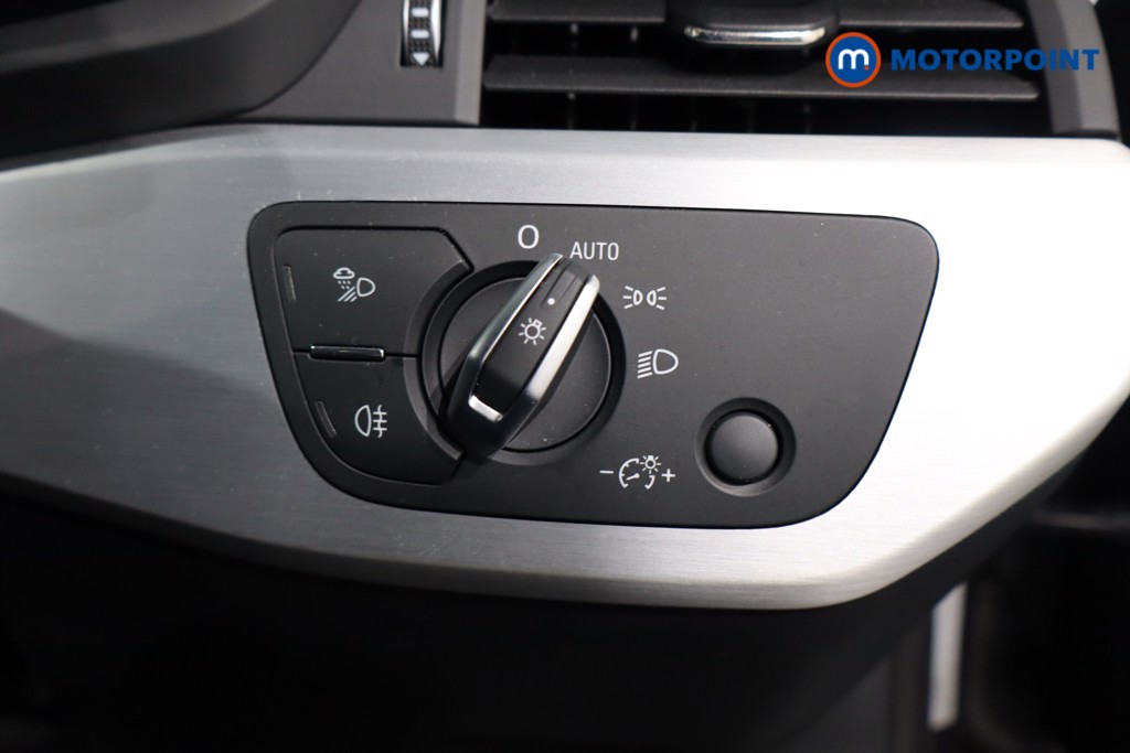 Used Audi A4 2019 for sale - 76491548: Photo 30