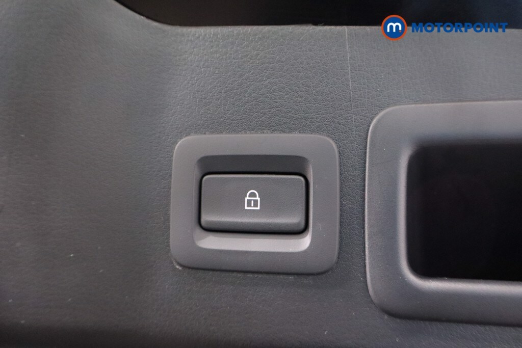 Used Mazda Mazda3 2025 for sale - 77590906: Photo 46