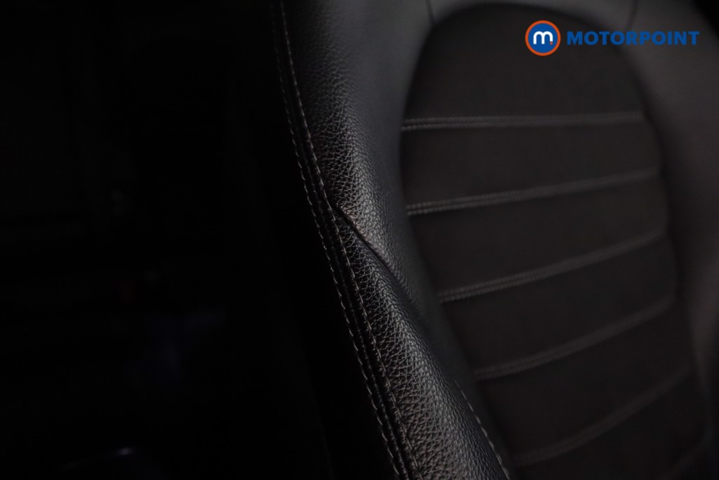 Used Mercedes-Benz GLC 2019 for sale - 77071705: Photo 31