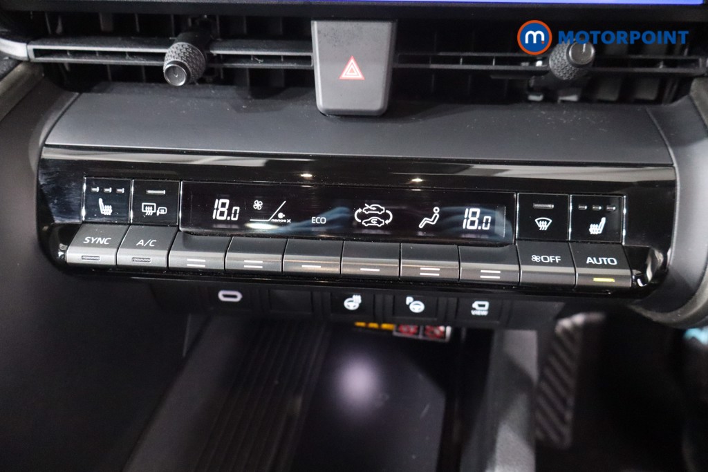 Used Toyota C-HR 2024 for sale - 76553309: Photo 25