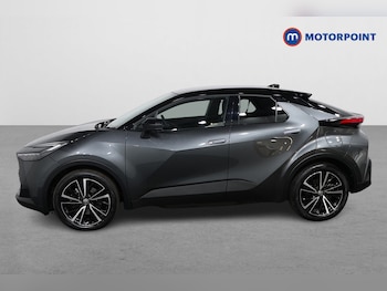 Used Toyota C-HR 2024 for sale - 76553309: Photo