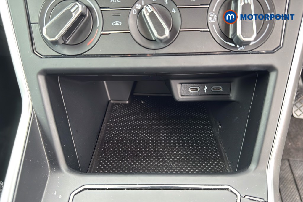 Used Volkswagen Polo 2024 for sale - 77872826: Photo 22