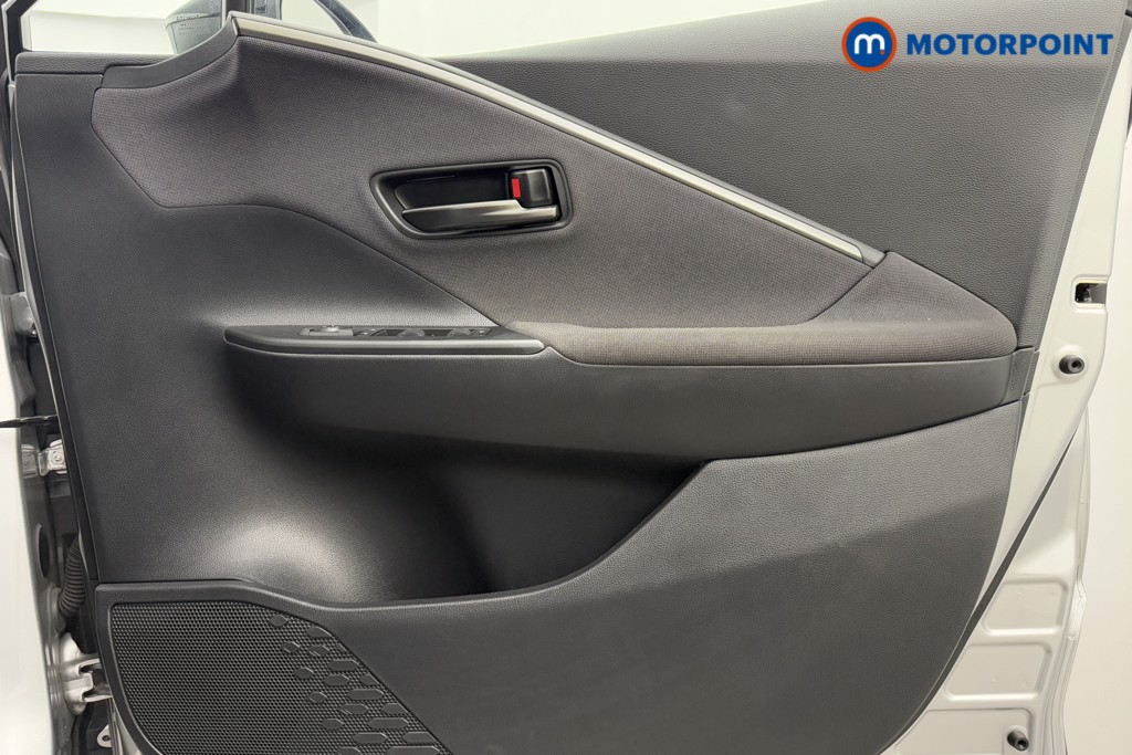 Used Toyota C-HR 2024 for sale - 76278811: Photo 25