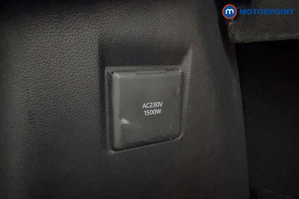 Used Toyota C-HR 2024 for sale - 76278811: Photo 33