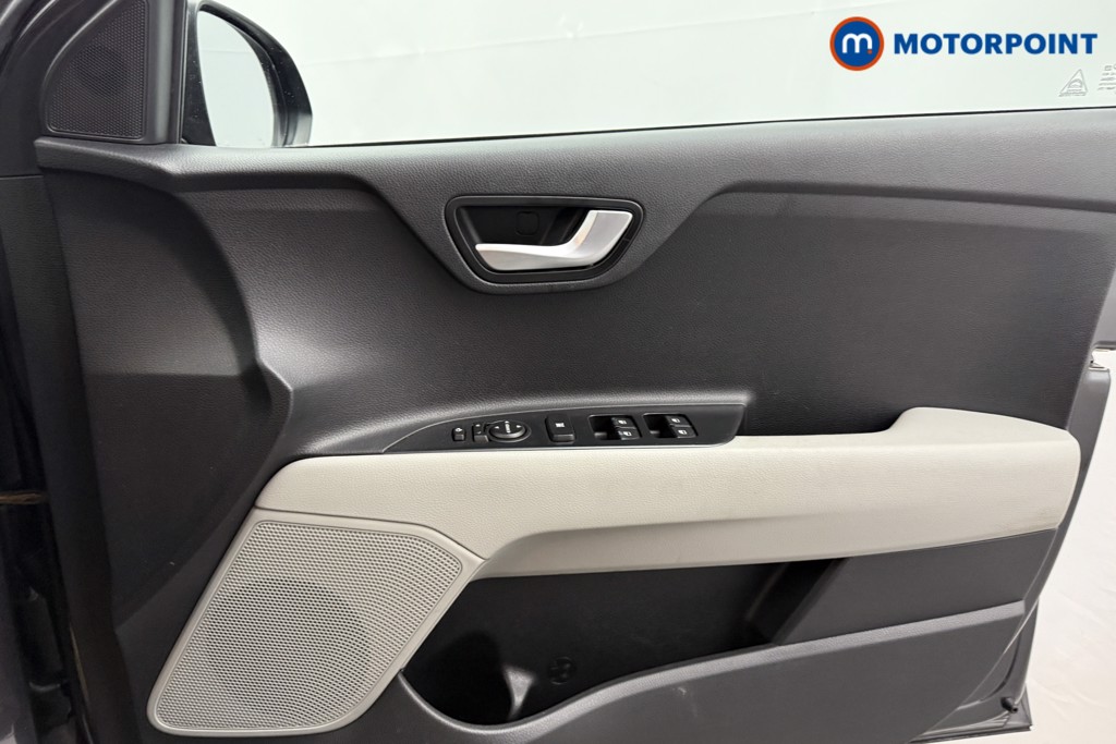 Used Kia Stonic 2020 for sale - 76568864: Photo 23