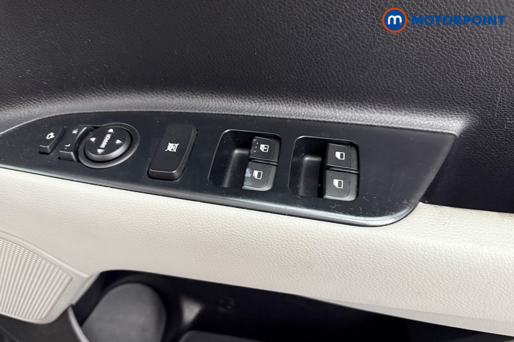 Used Kia Stonic 2020 for sale - 76568864: Photo 24