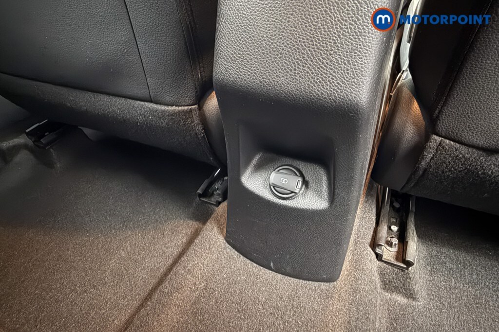 Used Kia Stonic 2020 for sale - 76568864: Photo 28