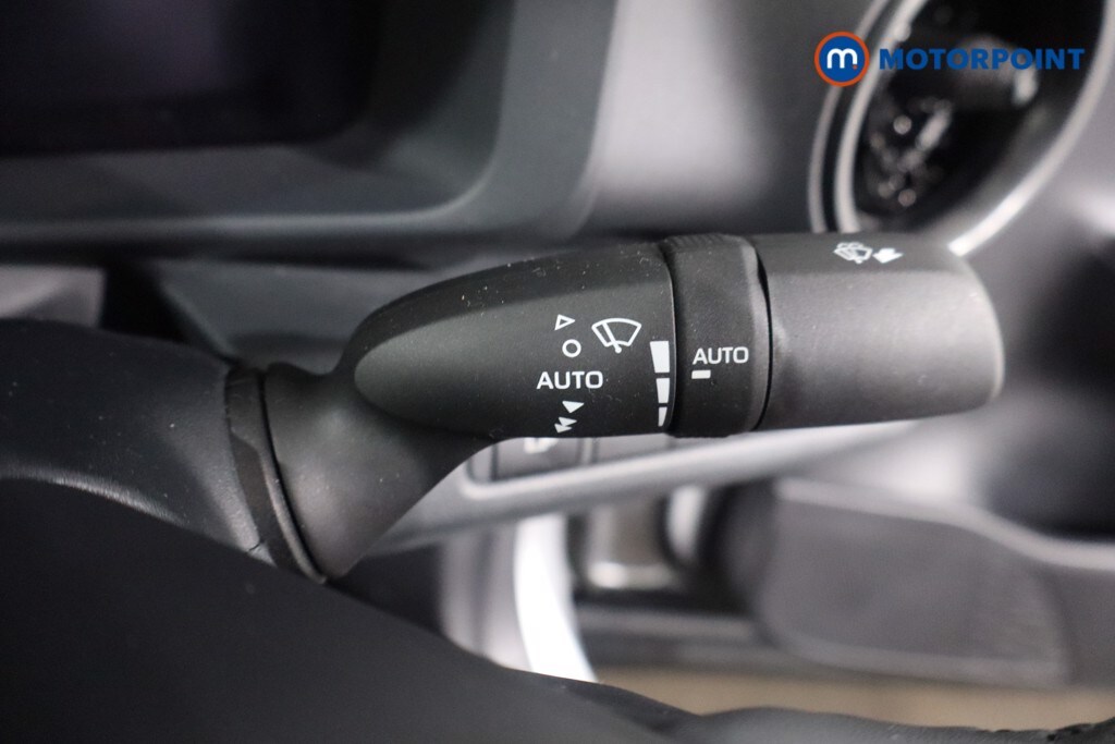 Used Toyota C-HR 2024 for sale - 77604415: Photo 24