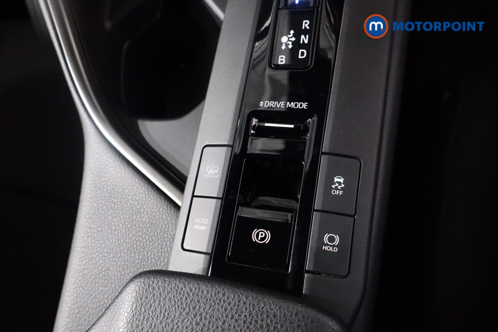 Used Toyota C-HR 2024 for sale - 77604415: Photo 29