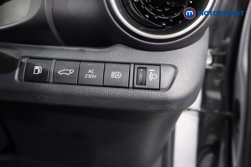 Used Toyota C-HR 2024 for sale - 77604415: Photo 30