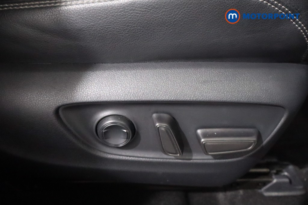 Used Toyota RAV4 2020 for sale - 76526737: Photo 31