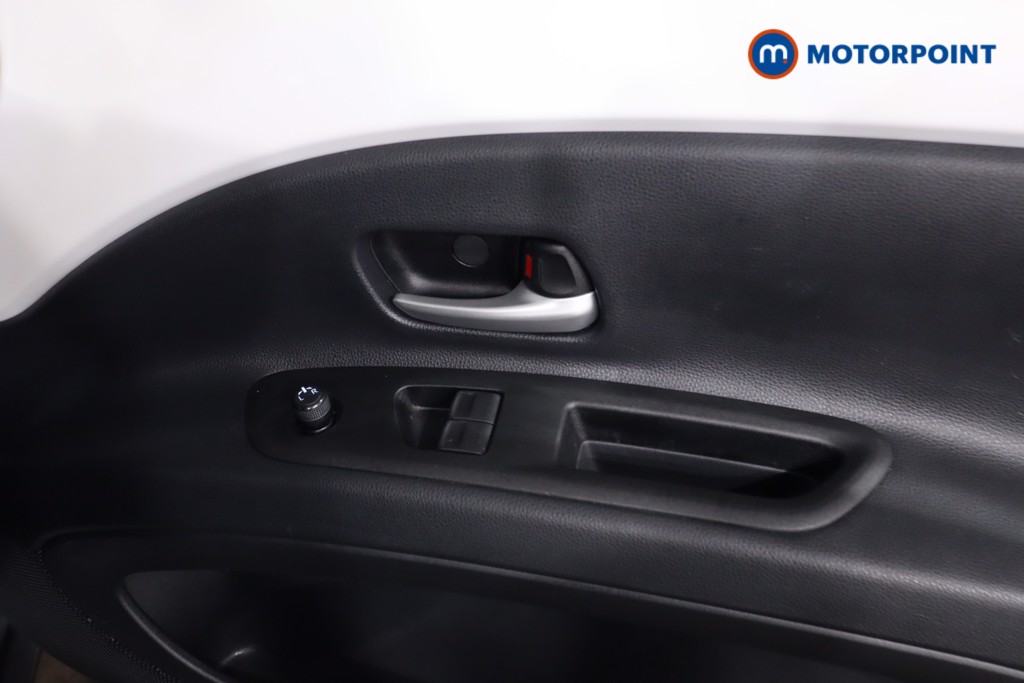 Used Toyota Aygo X 2024 for sale - 78064802: Photo 32