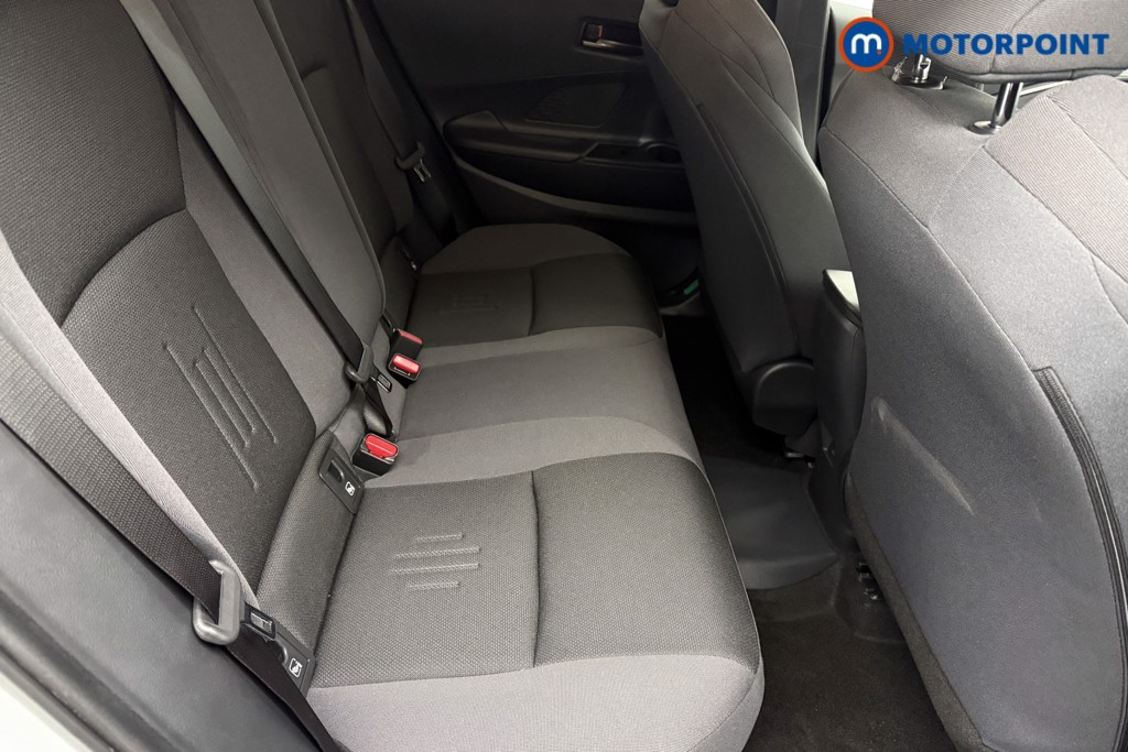Used Toyota C-HR 2024 for sale - 76105020: Photo 30