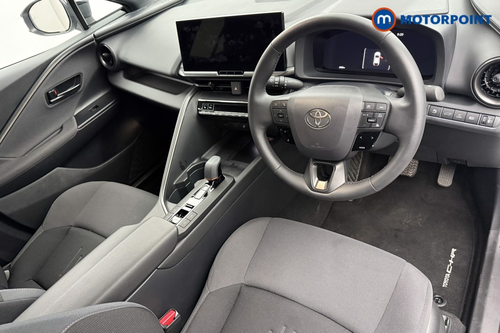 Used Toyota C-HR 2024 for sale - 76105020: Photo 9