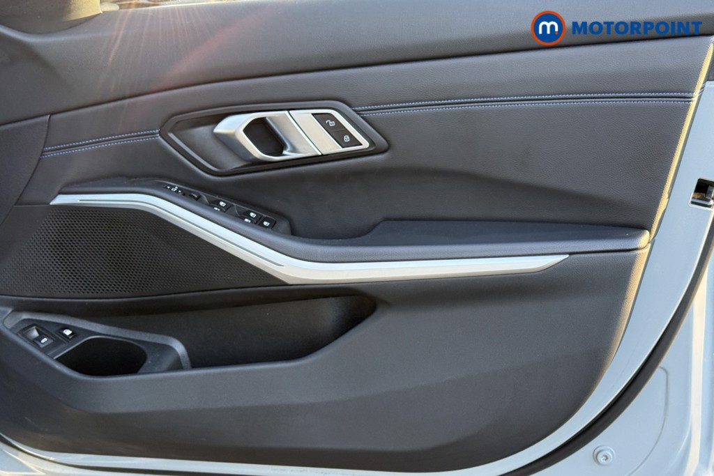 Used BMW 3 Series 2023 for sale - 76807944: Photo 20