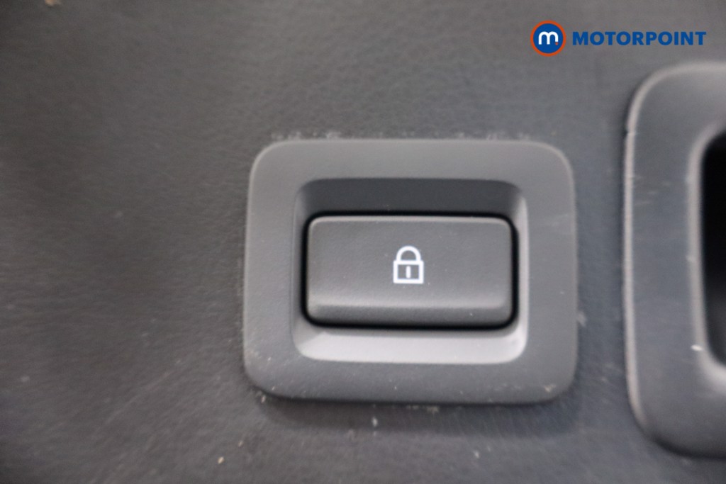 Used Mazda Mazda3 2025 for sale - 77045931: Photo 26