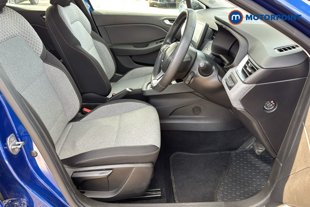 Used Renault Clio for sale - 77901944: Photo 28