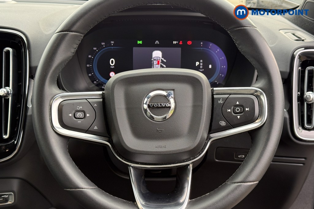 Used Volvo XC40 2023 for sale - 76961059: Photo 10