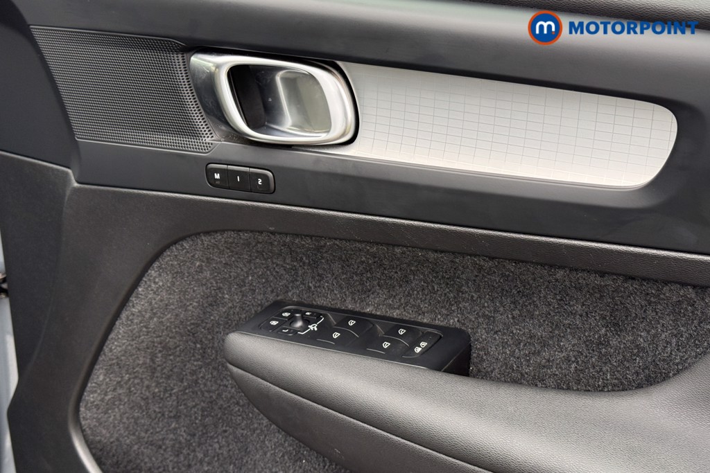 Used Volvo XC40 2023 for sale - 76961059: Photo 19