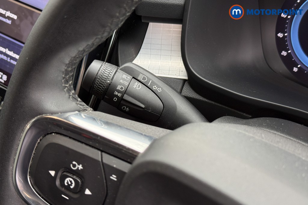 Used Volvo XC40 2023 for sale - 76961059: Photo 25