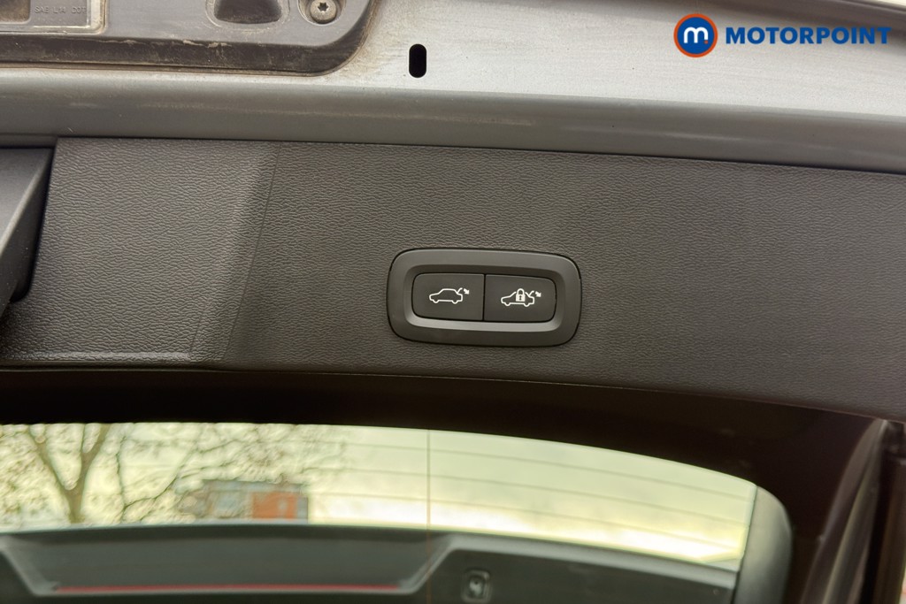 Used Volvo XC40 2023 for sale - 76961059: Photo 35