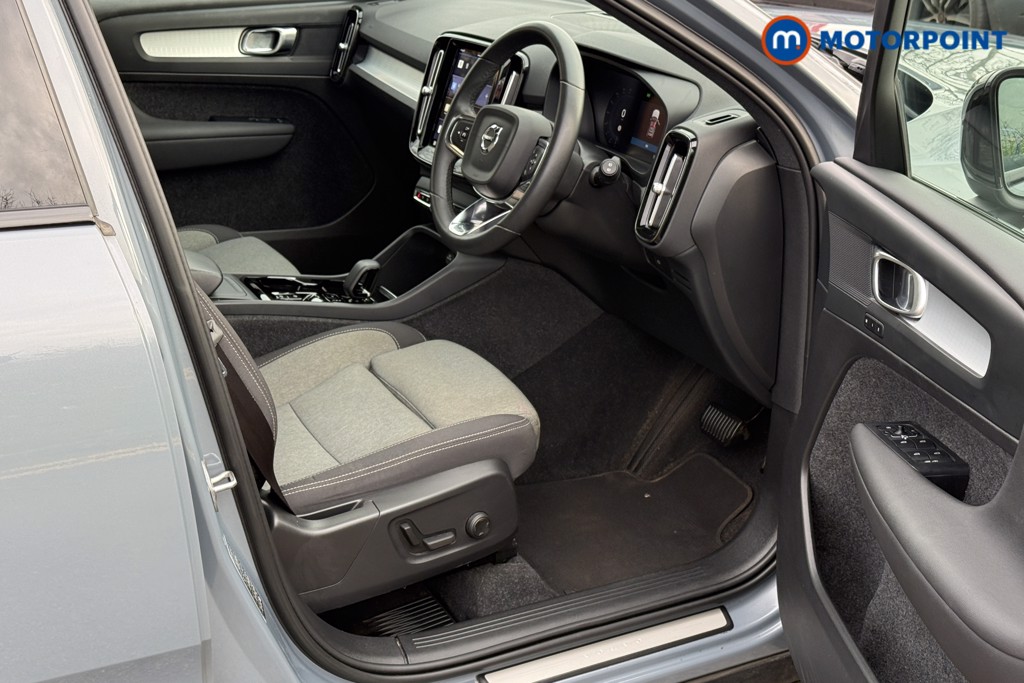 Used Volvo XC40 2023 for sale - 76961059: Photo 9