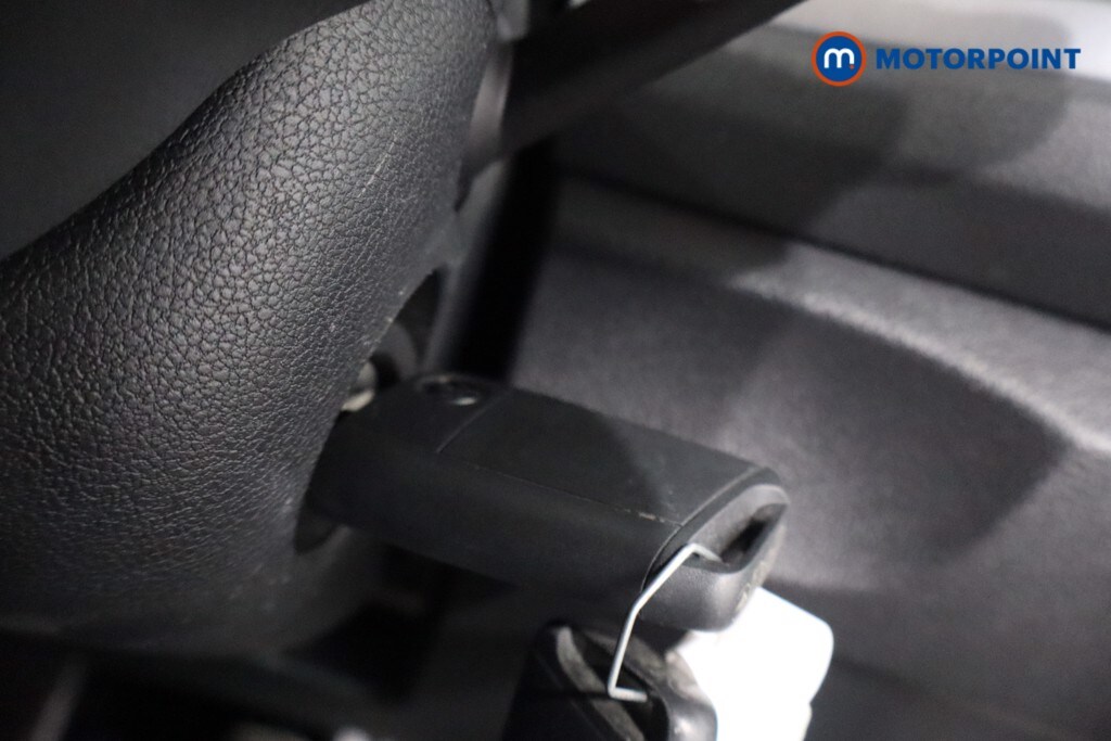 Used Volkswagen T-Roc 2023 for sale - 76157636: Photo 21