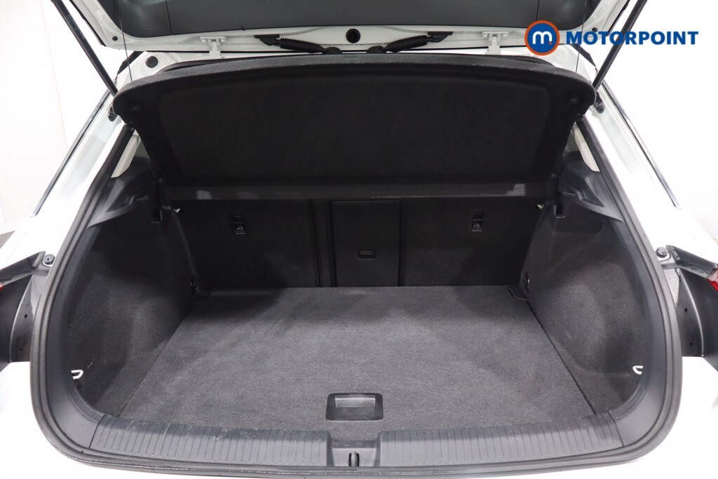 Used Volkswagen T-Roc 2023 for sale - 76157636: Photo 44