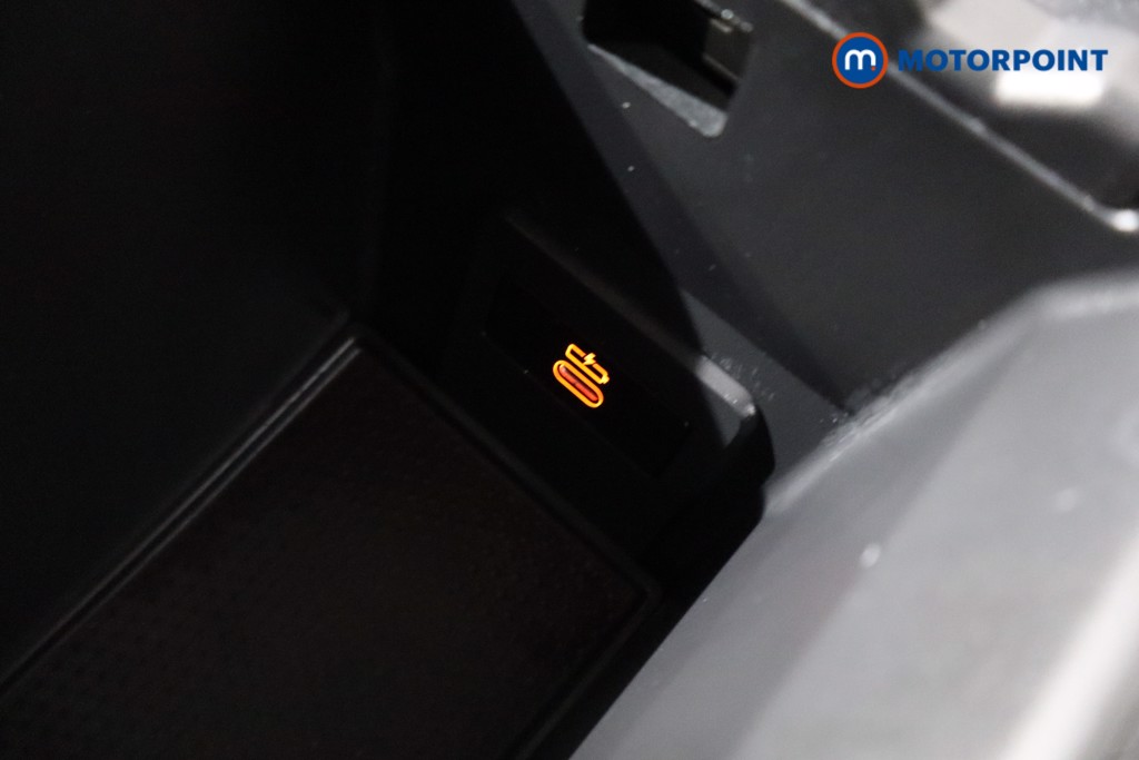 Used BMW 1 Series 2023 for sale - 77665829: Photo 28