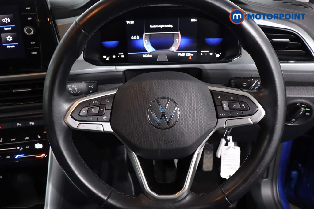 Used Volkswagen T-Roc 2023 for sale - 77747175: Photo 14