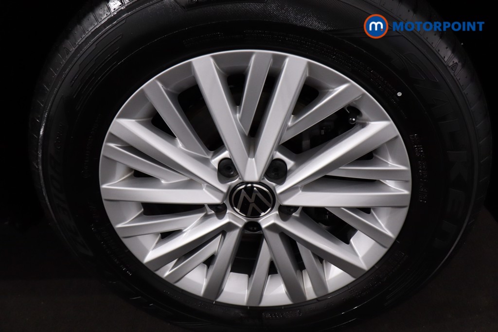 Used Volkswagen T-Roc 2023 for sale - 77747175: Photo 18