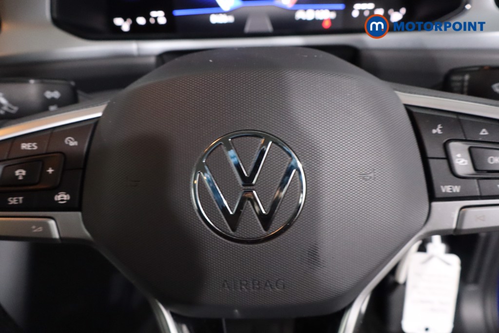 Used Volkswagen T-Roc 2023 for sale - 77747175: Photo 21