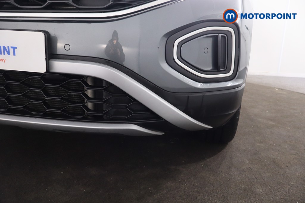 Used Volkswagen T-Roc for sale - 77000344: Photo 32