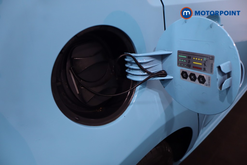 Used Volkswagen up! 2022 for sale - 77562700: Photo 44