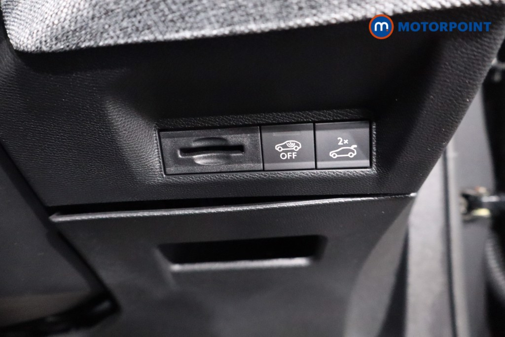 Used Peugeot 5008 2025 for sale - 77650639: Photo 32