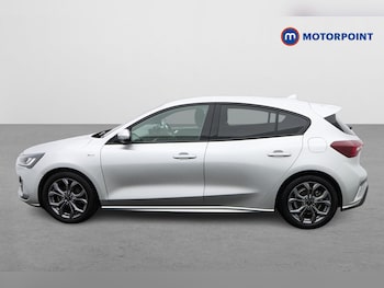 Used Ford Focus 2023 for sale - 75917471: Photo