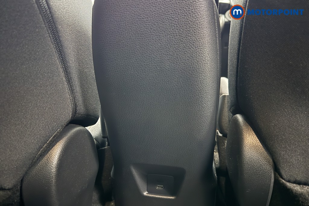 Used Toyota C-HR 2024 for sale - 76143367: Photo 30