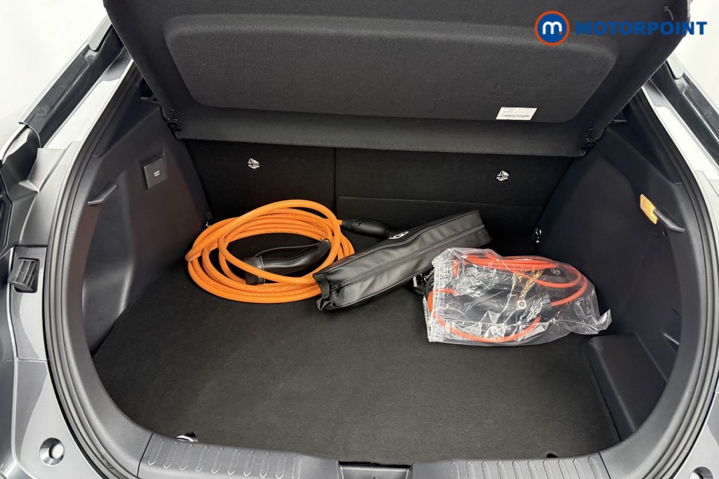 Used Toyota C-HR 2024 for sale - 76143367: Photo 32