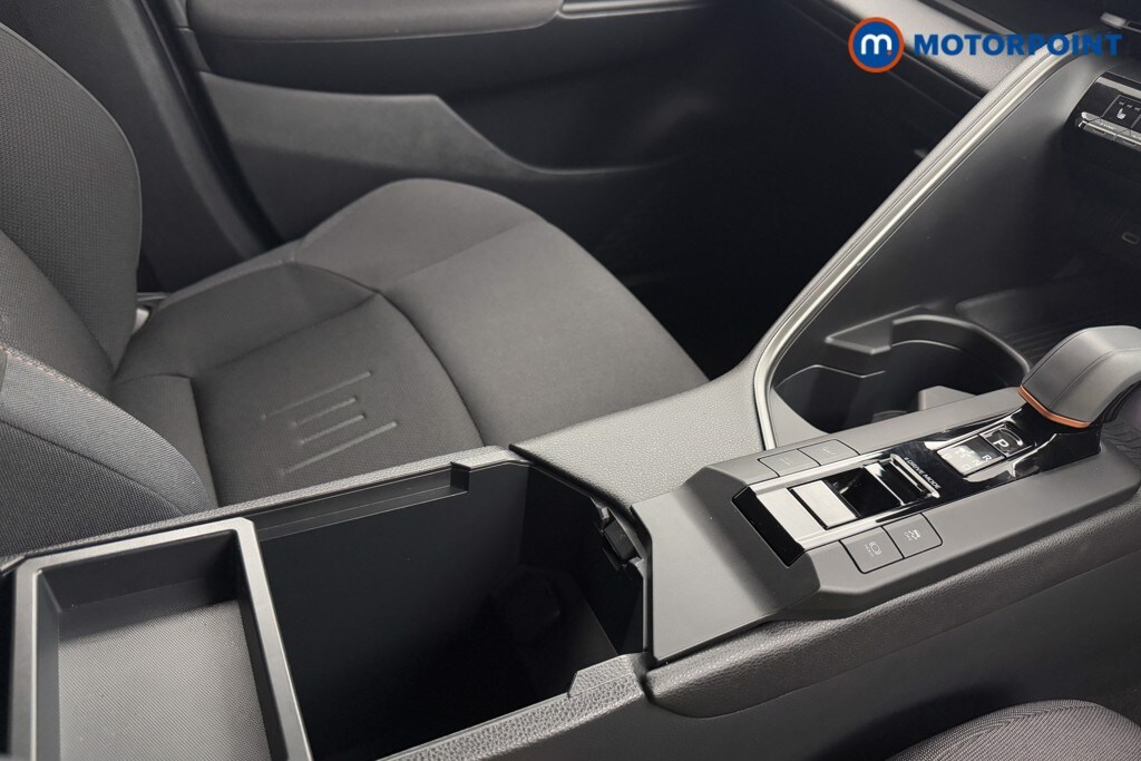 Used Toyota C-HR 2024 for sale - 76303318: Photo 23