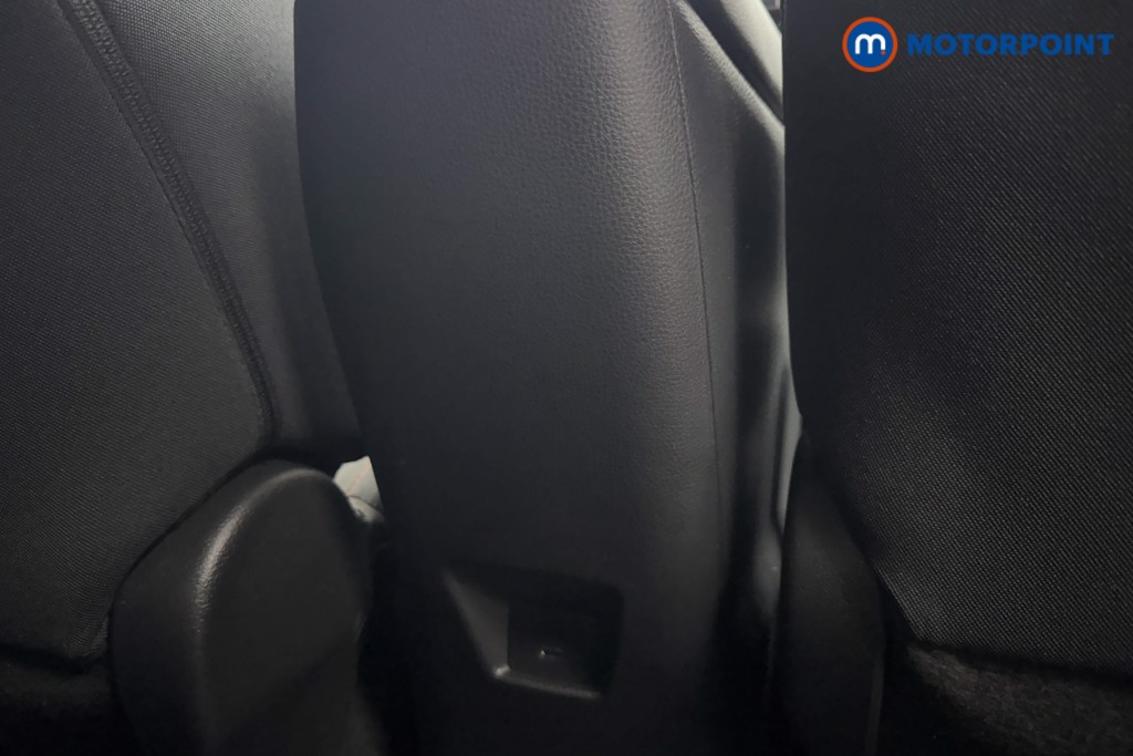 Used Toyota C-HR 2024 for sale - 76303318: Photo 31